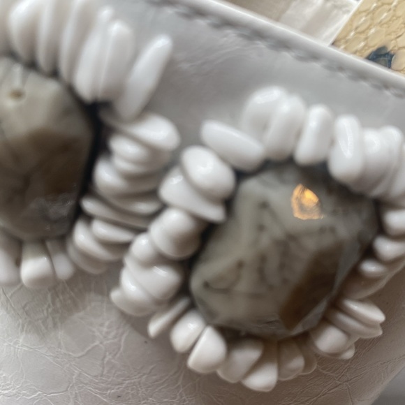 Vintage platform peep toe white with stone detailing size 71/2 - Picture 10 of 13